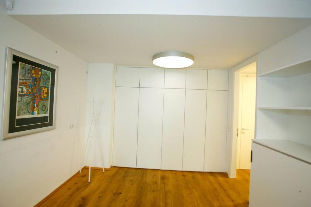 Top Central Apartment On Karlsplatz Wien Eksteriør billede